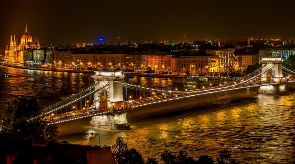 Unusual things to do in Budapest at night