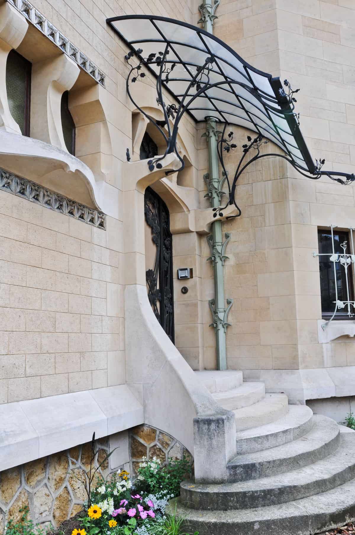 Art Nouveau style entrance