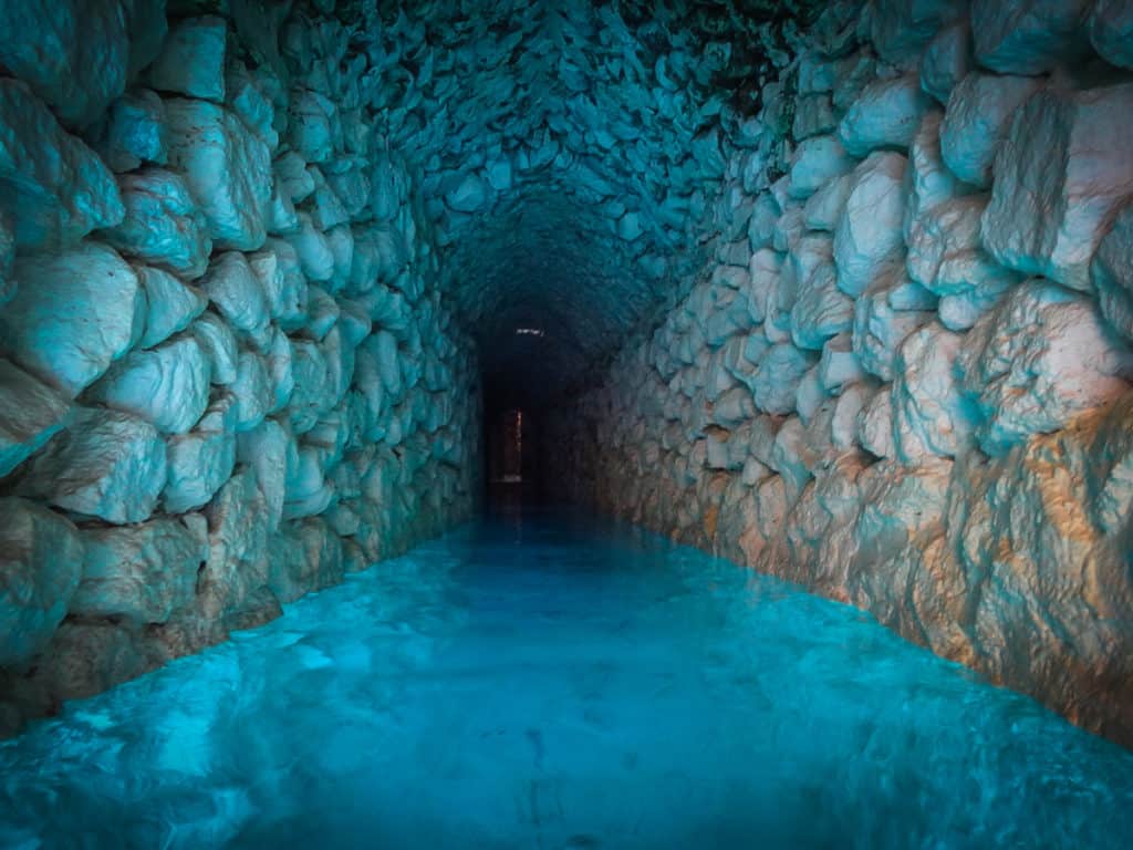 Rock tunnel with water